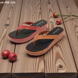 duochrome engraved platform wedges