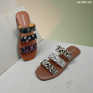 triple trouble flats