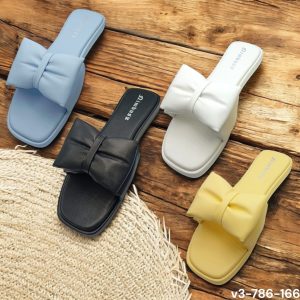 Pillowy Bow Slip-on Flats